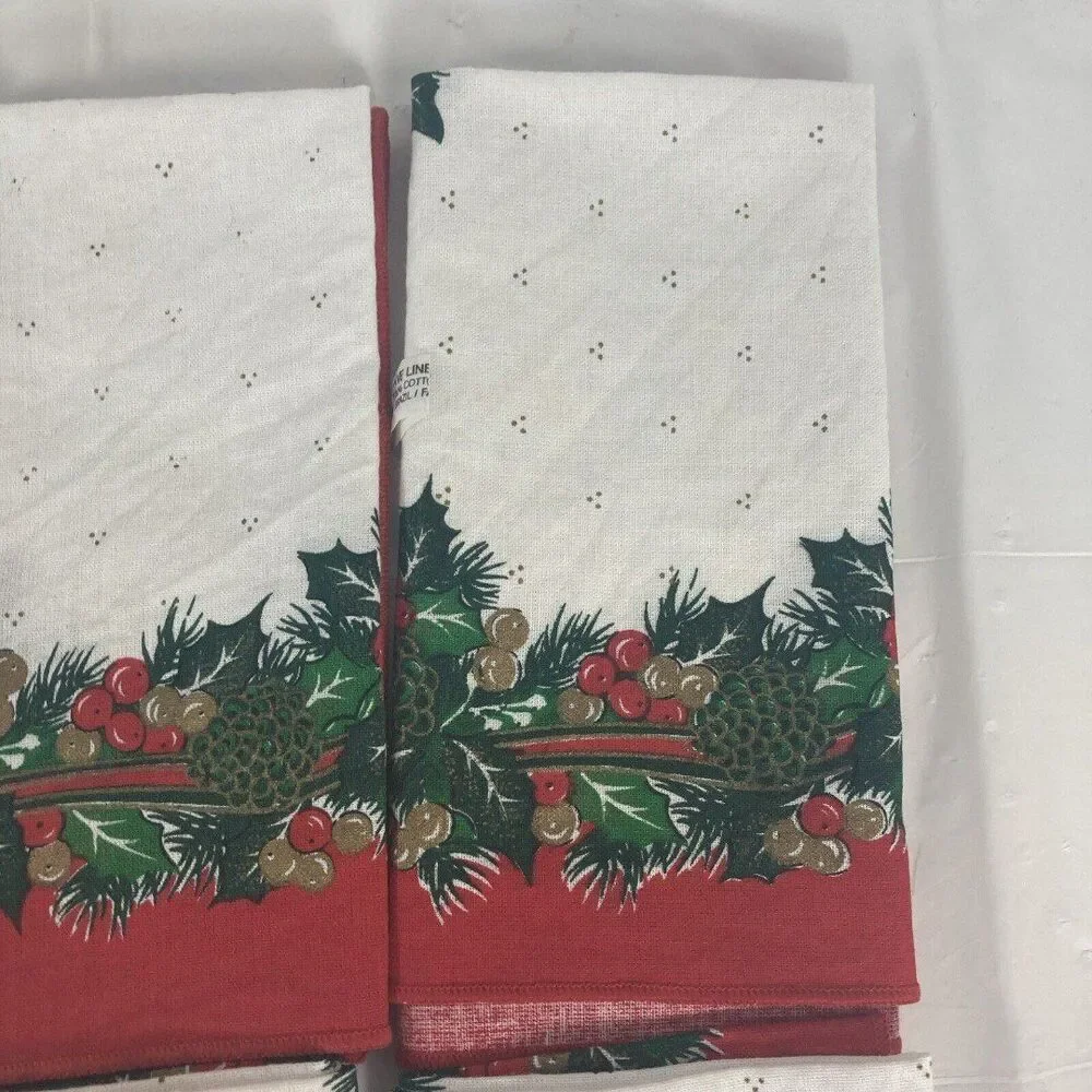 Sunweave Linen Set of 6 Holly & Pinecones Napkins Christmas Holidays Vintage